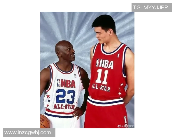 姚明与汤姆的篮球传奇：跨越文化的友谊与竞技之旅