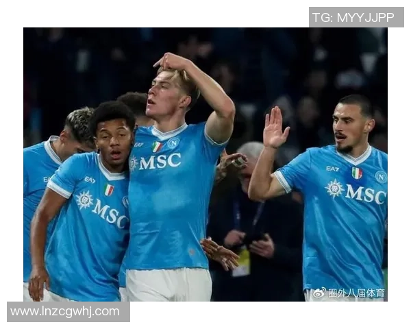 欧联杯激战皇马与那不勒斯交锋终场平局争议判罚引发全场热议