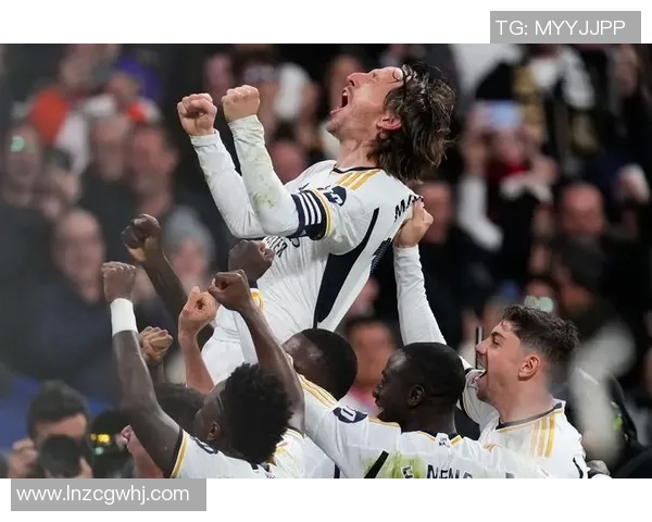 西甲精彩对决那不勒斯逆转国米全场沸腾瞬间回顾