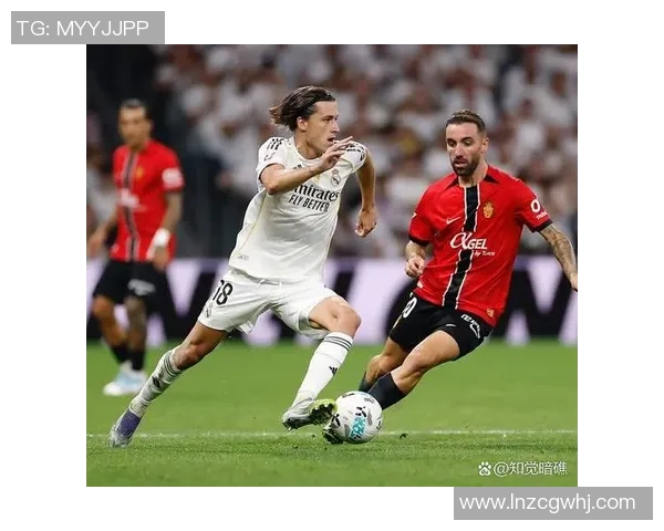 那不勒斯狂胜本菲卡五球绝杀引爆足总杯赛场激情瞬间 那不勒斯狂胜本菲卡五球绝杀引爆足总杯赛场激情瞬间