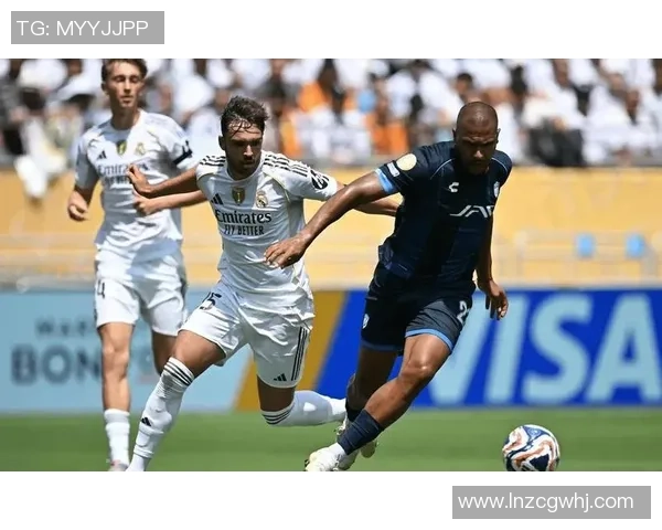 英超激战皇马4-0战胜尤文图斯神奇扑救点燃全场激情集锦回顾