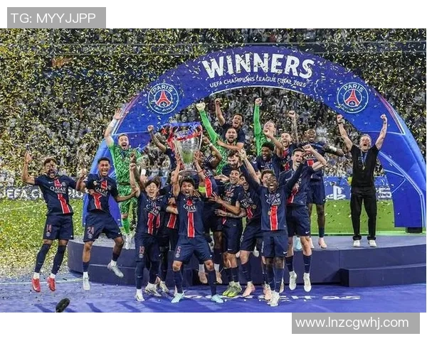 意甲激战巴黎圣日耳曼大胜皇马补时争议进球引发全场狂欢 意甲激战巴黎圣日耳曼大胜皇马补时争议进球引发全场狂欢